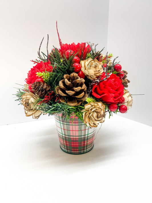 Plaid Tin Centerpiece