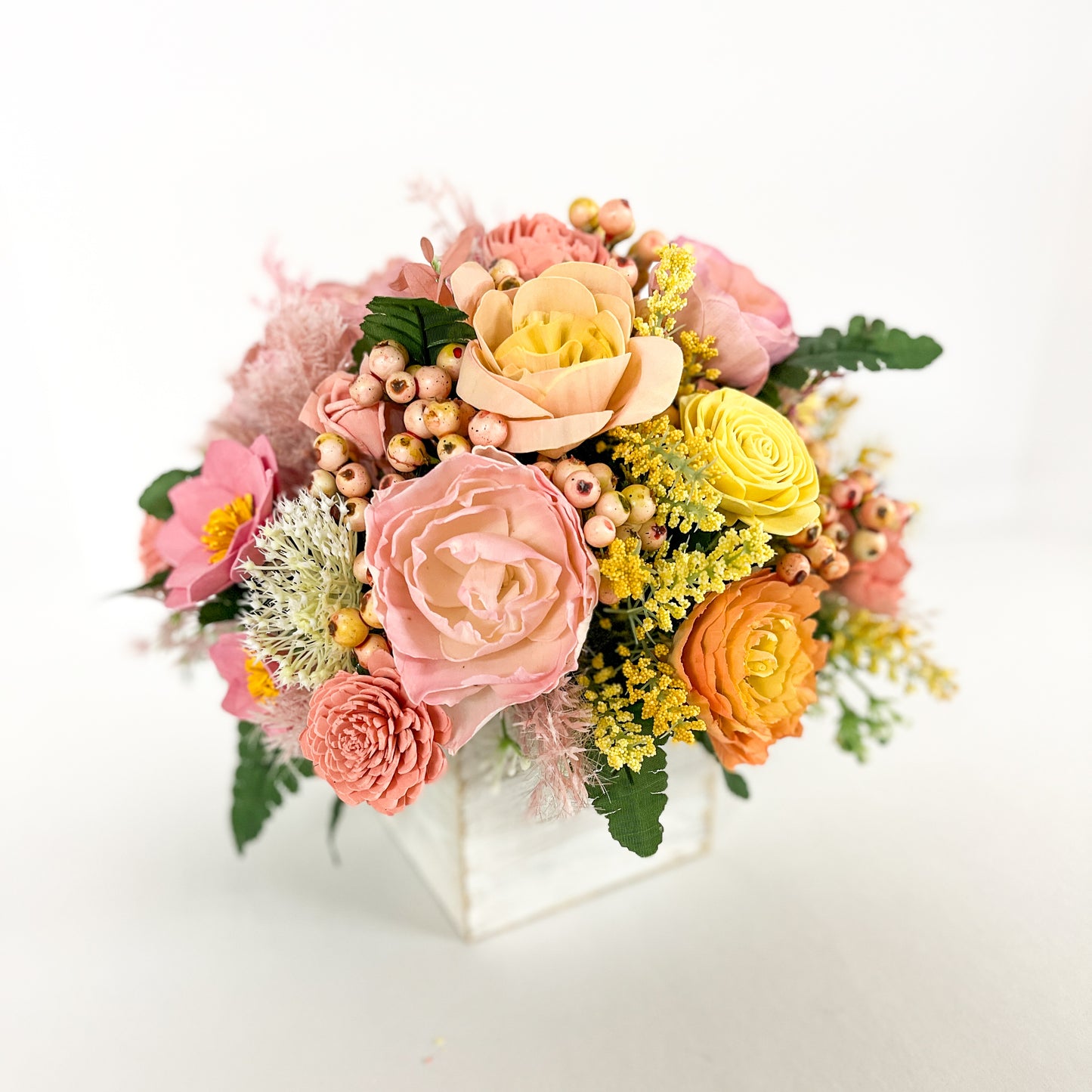 Blush to Yellow Ombre Boxed Centerpiece