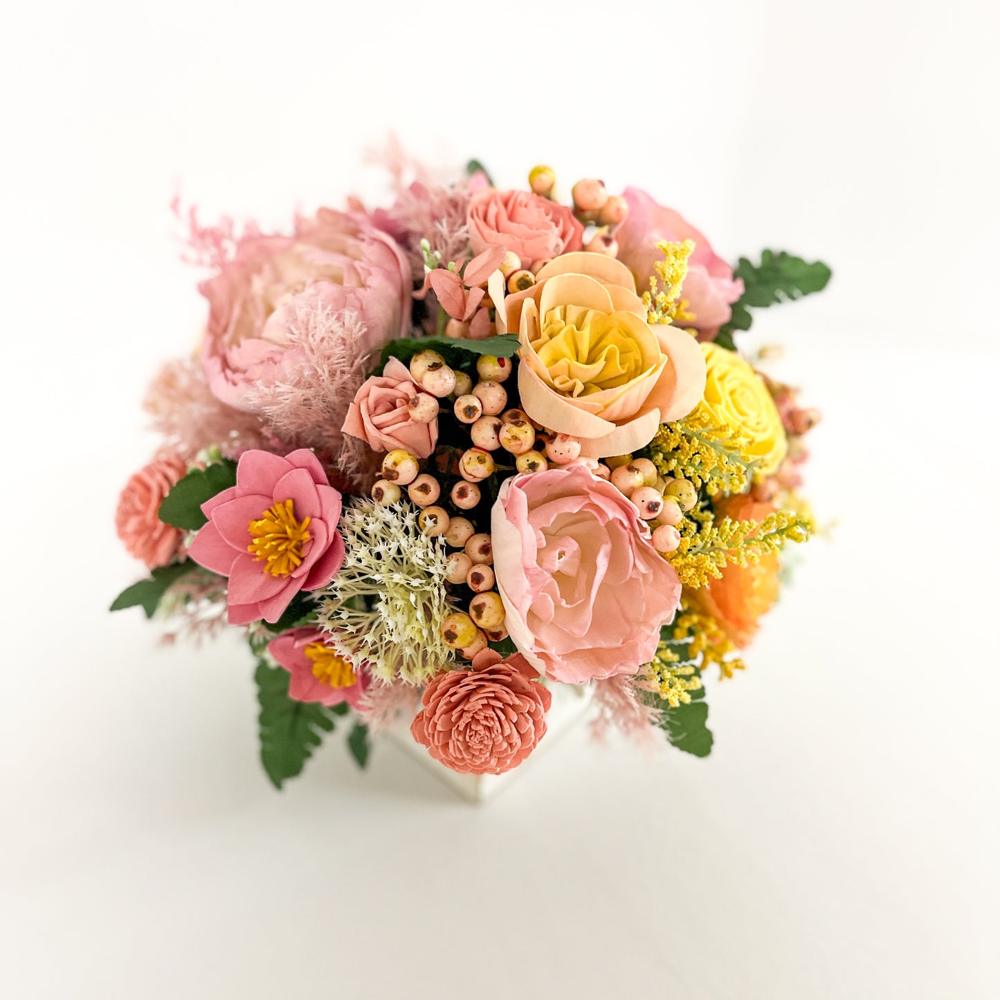 Blush to Yellow Ombre Boxed Centerpiece