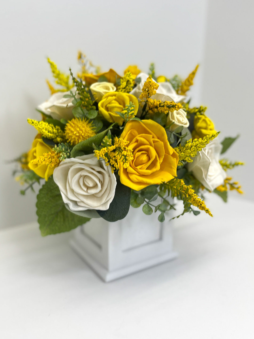 Yellow Rose Rotating Photo Bouquet