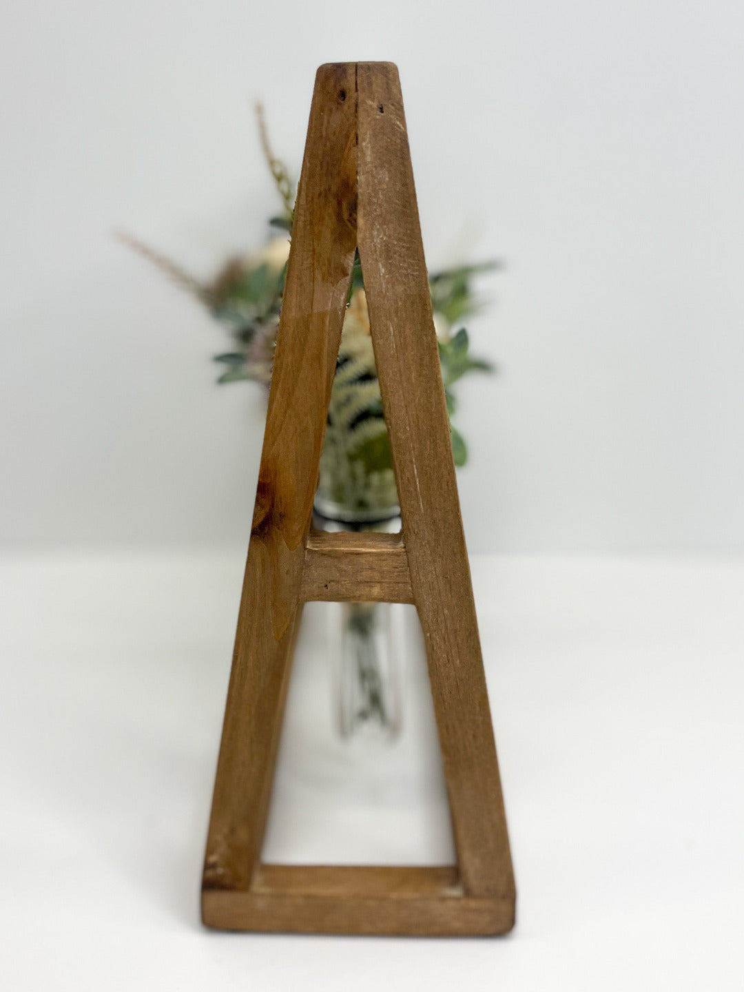 Northwoods A-frame Bouquet Stand