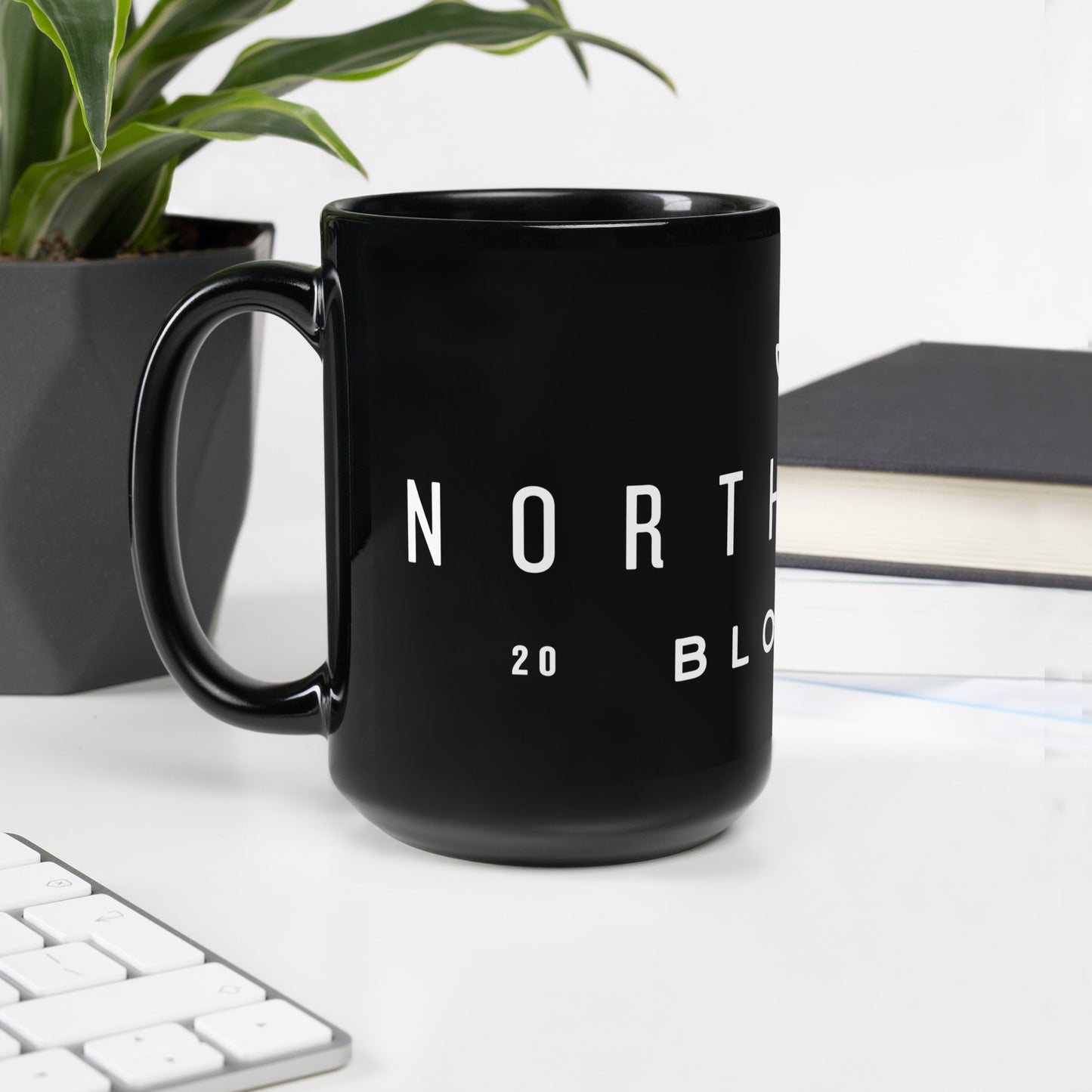 North Wood Blooms Black Glossy Mug