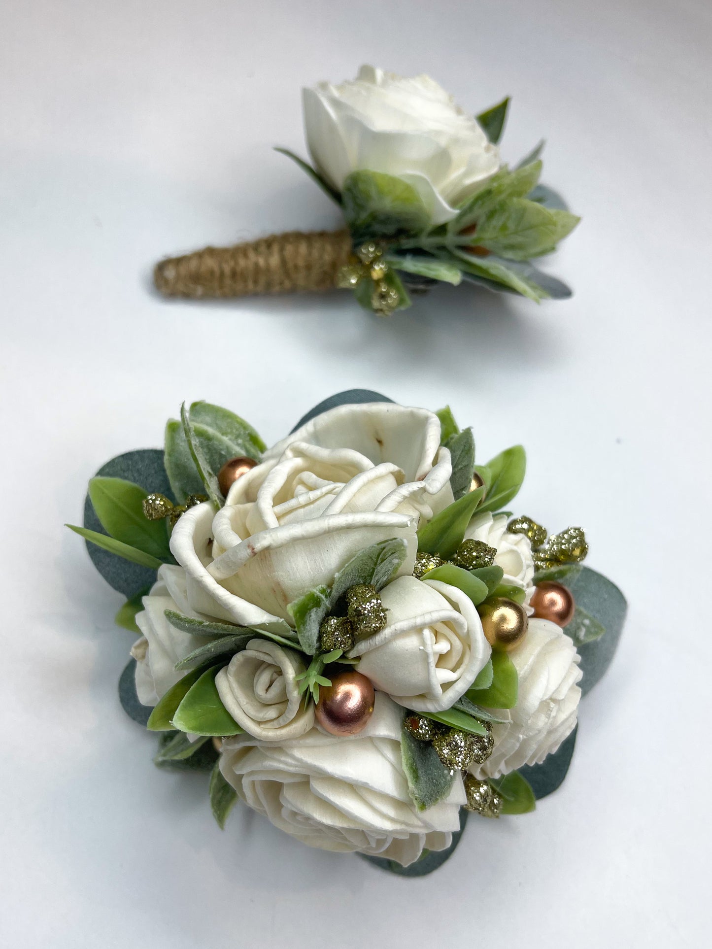 Custom Corsage and Boutonniere Orders